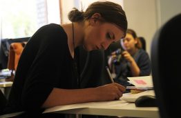 Tutorių konsultacijos vyksta ir sesijos metu