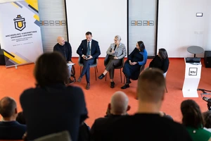 „Cyberpusryčiai“