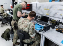 Dronų kursai „M-Lab“