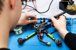 KTU studentas i&scaron; Ukrainos vienu metu kuria startuolį, tiria vandenilio technologijas ir ruo&scaron;iasi Konstitucijos egzaminui